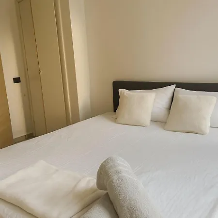Mivo Porta Romana M3 - 8 Minutes From Duomo And 250m From Metro Lodi * Milan